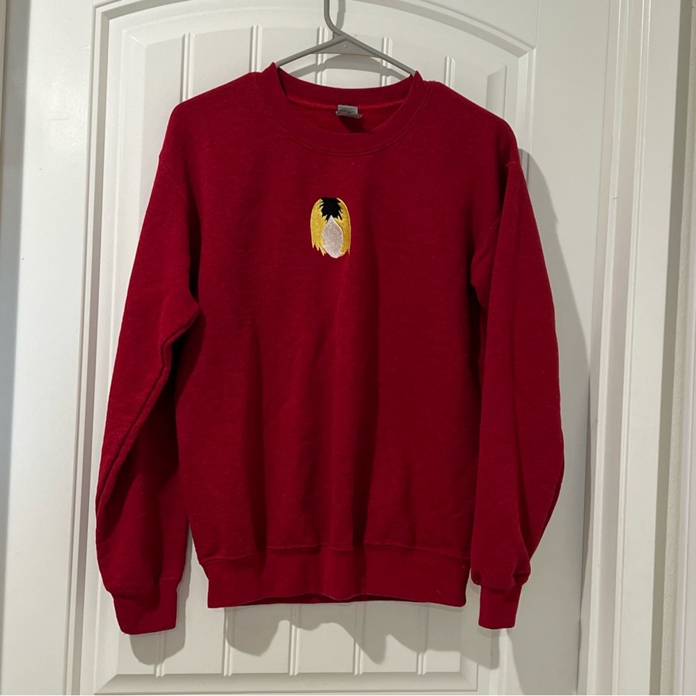 Gildan Heavy Blend red Embroidered Red Crew Neck Sweatshirt Size S